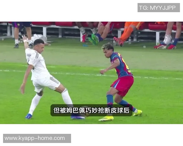 德容因放铲踢到姆巴佩小腿被红牌罚下即将进入补时的紧张局势 德容因放铲踢到姆巴佩小腿被红牌罚下即将进入补时的紧张局势